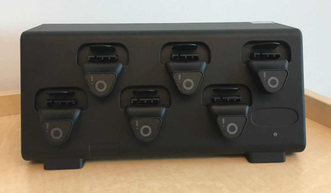 SRX2/SRX3 6-BAY HEADSET CHARGER & PS